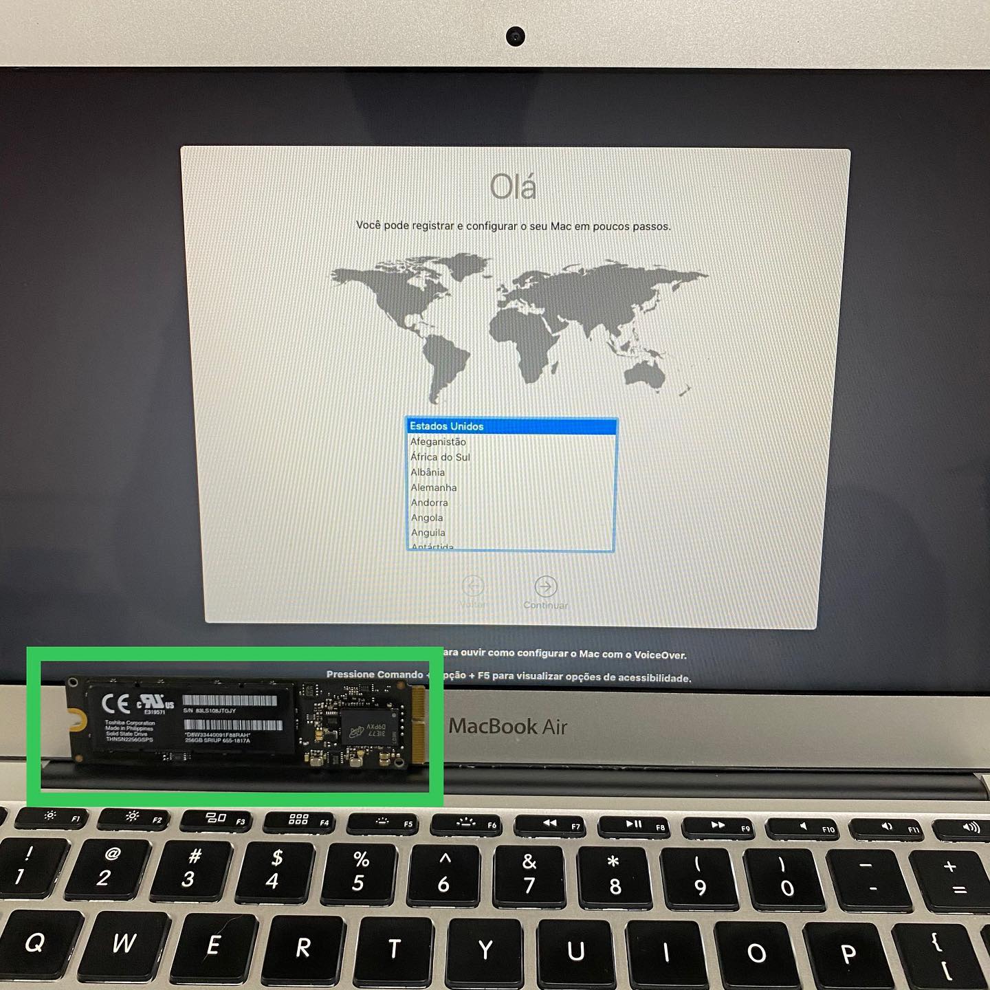 MacBook Air (11-inch, Mid 2013 – A1465) – substituição do SSD. – Pratik
